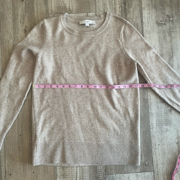 Women’s Loft Sweater - Picture 9 of 15